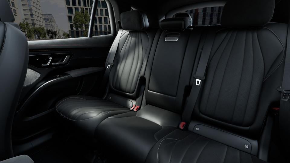0551384514 interior 2