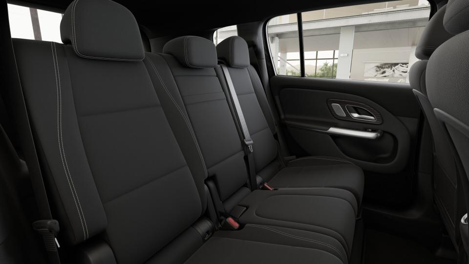 0551387102 interior 2